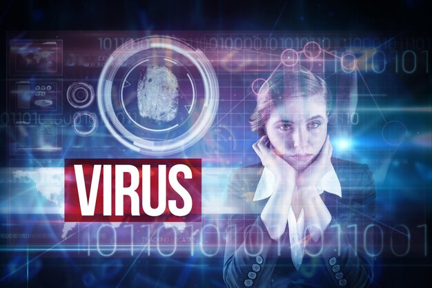 La palabra virus y la mujer de negocios pelirroja que parece infeliz contra el diseño de interfaz de impresión manual de tecnología rosa