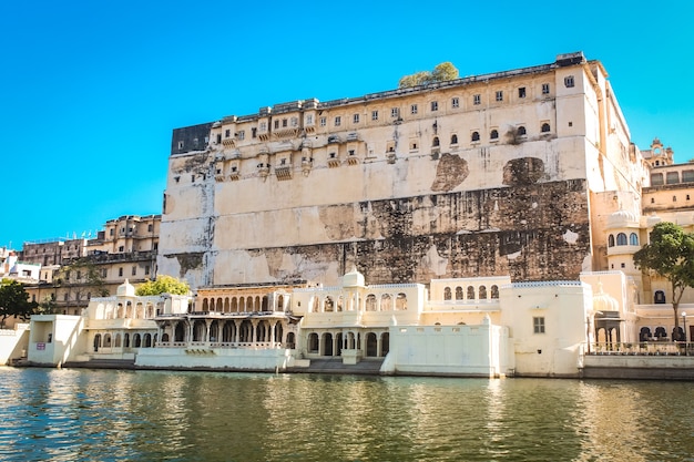 palacio de la ciudad de udaipur rajasthan india