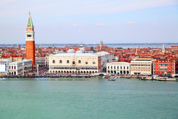 Palácio de Campanile e Doge na Praça de São Marcos, Veneza, Itália