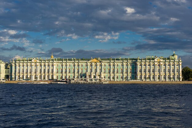 Palácio de inverno em são petersburgo