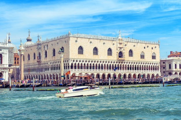 Palácio dos Doges ou Palazzo Ducale Veneza Itália É um antigo marco famoso de Veneza