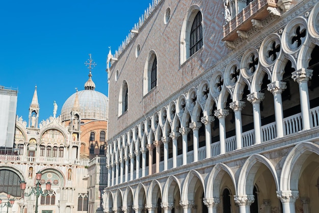 Palácio Ducal e Catedral de San Marco em Veneza Itália