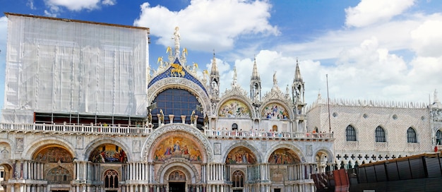 Palácio ducal e catedral de san marco, veneza, itália