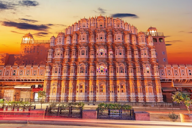 Palacio Hawa Mahal en Jaipur India hermosa vista del atardecer