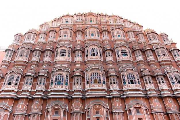 Palacio de Hawa Mahal en Jaipur Rajasthan India aislado.