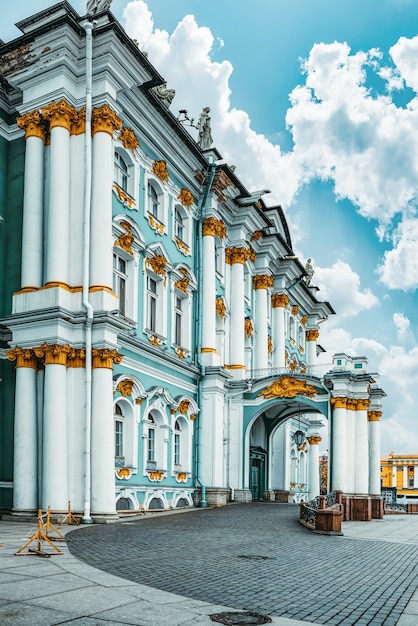 Palacio de Invierno y Museo del Hermitage. San Petersburgo. Rusia.