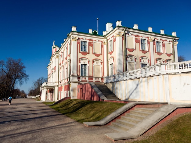 Palacio Kadriorg en Tallin Estonia