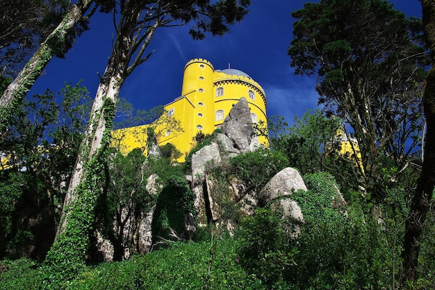 El Palacio de Pena en la ciudad de Sintra Portugal