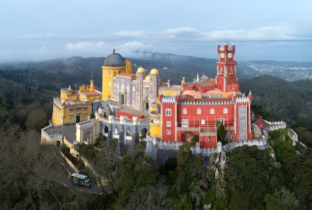 Palacio de Pena por la mañana en Sintra