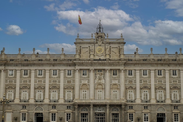 Palacio real madrid al atardecer