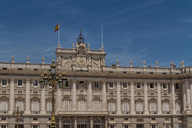 Palácio Real no fundo da arquitetura de Madrid Espanha