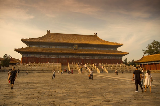 Palacio de la suprema armonía en la ciudad prohibida en Beijing China al atardecer