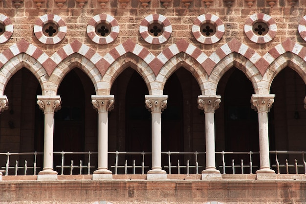 Palacio vintage de Frere Hall en Karachi, Pakistán