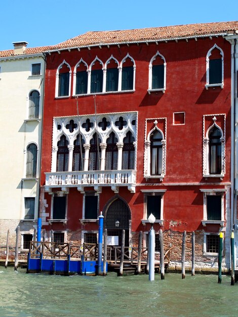 El palacio vintage en el Gran Canal de Venecia Italia