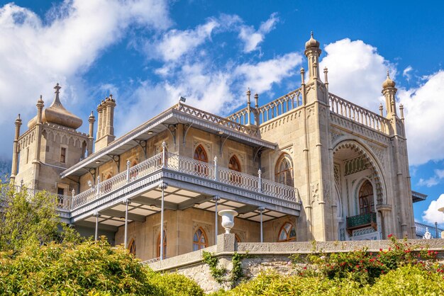 Palacio Vorontsov en verano en Crimea Rusia