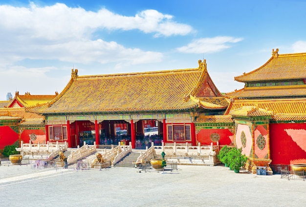 Palácios, pagodes dentro do território do Museu da Cidade Proibida em Pequim, no coração da cidade, China.