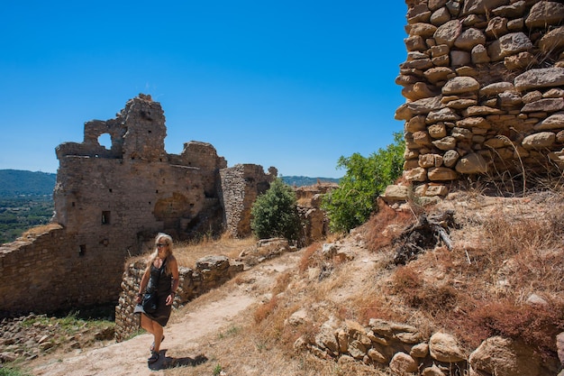 Palafolls do castelo medieval na região da Costa Brava da Espanha.