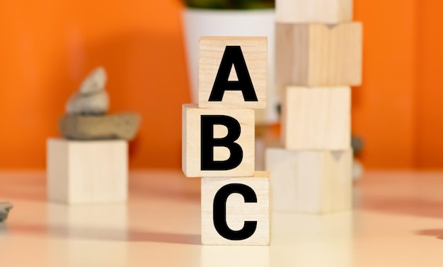 Palavras ABC em blocos de madeira