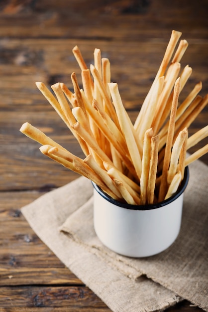 Palitos de pan italiano tradicional Grissini