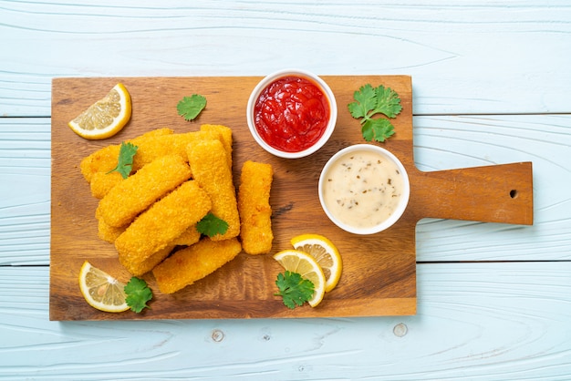 palitos de pescado frito