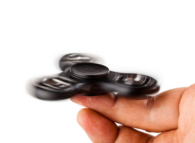 Palying mit einem Black Fidget Spinner