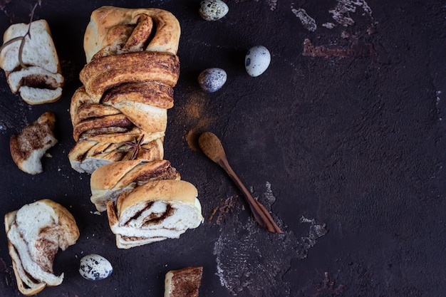 Pan brioche de canela polaco