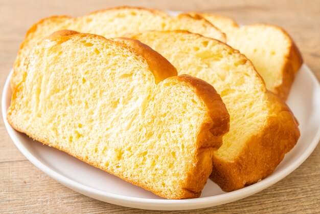 Pan de camote con café para el desayuno