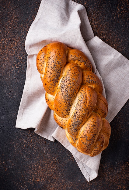 Pan dulce con semillas de amapola