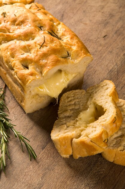 pan focaccia con queso