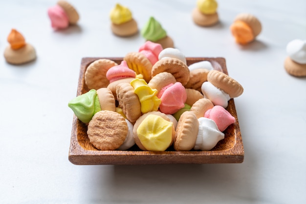 pan de galletas con azúcar de colores