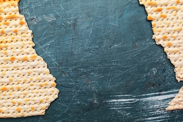 Pan de matzá tradicional judío