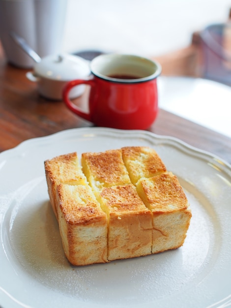 pan tostado en la hora del té para relajarse