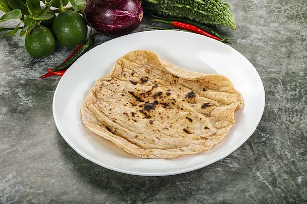 Foto el pan tradicional indio de tandori roti