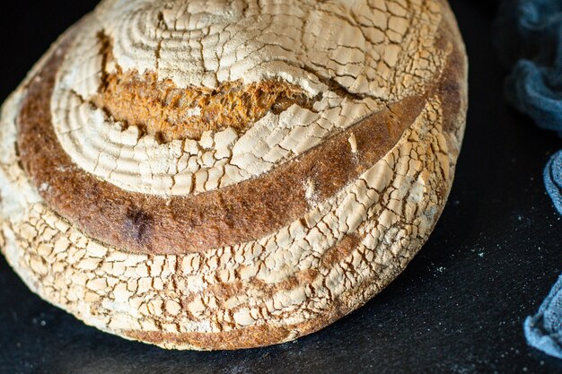 pan de trigo levadura de centeno o levadura horneado casero natural orgánico listo para comer