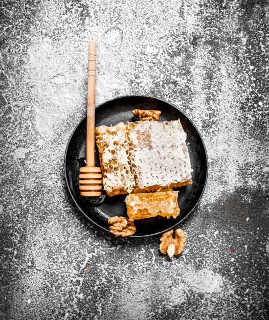 Panal fresco de nueces