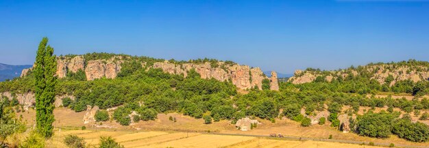 Panarama bela vista do vale perto da cidade caverna de madas turquia