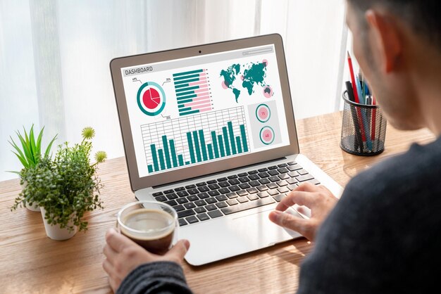 El panel de datos empresariales proporciona análisis de inteligencia empresarial modernos