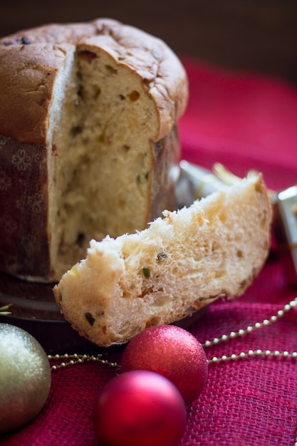 Foto panetone preparado para o natal