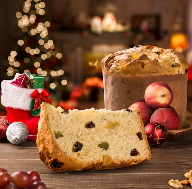 Panettone es el postre tradicional italiano para Navidad.