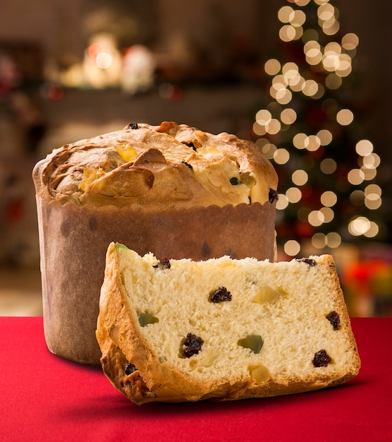 Panettone es el postre tradicional italiano para Navidad.