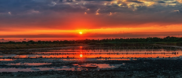 Panorama del amanecer de la tarde