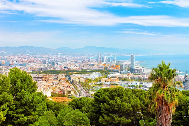 Panorama auf Barcelona-Stadt vom Schloss Montjuic. Katalonien. Spanien.