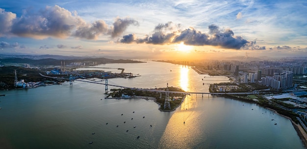 Foto panorama de la bahía interior en la ciudad de shantou, provincia de guangdong, china