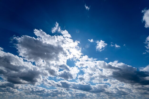 Foto el panorama del cielo para reemplazar en la fotografía de drones