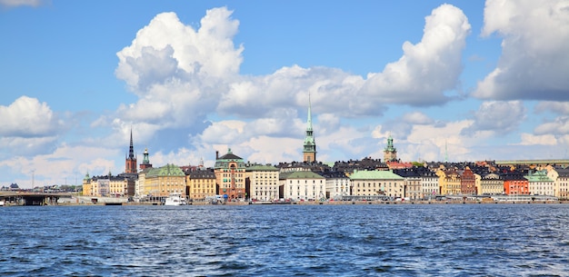 Panorama da cidade velha de Estocolmo (Gamla Stan)