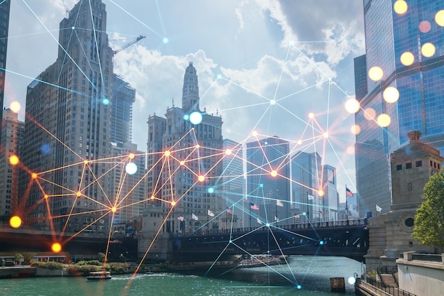 Panorama da paisagem urbana do centro de Chicago e calçadão de Riverwalk com pontes durante o dia Illinois EUA Holograma de mídia social Conceito de rede e estabelecimento de novas conexões de pessoas