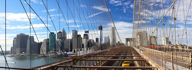 Panorama da Ponte do Brooklyn em Nova York