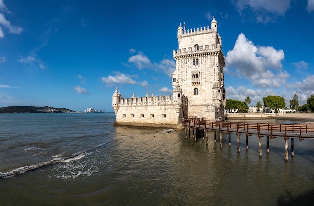 Panorama da Torre de Belém perto de Lisboa