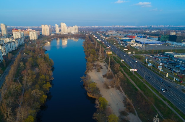 Panorama de Kiev de uma altura Fotografia aérea