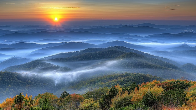 Foto panorama de uma paisagem montanhosa durante o pôr-do-sol com um lago e flores em primeiro plano